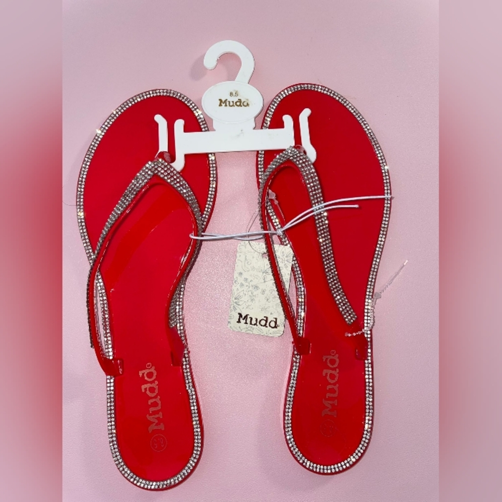 NWT Mudd Red & Sparkly Silver Sandals SIZE 8.5